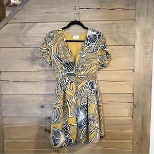 Sienna Sky 💛🌻Yellow and black floral mini dress